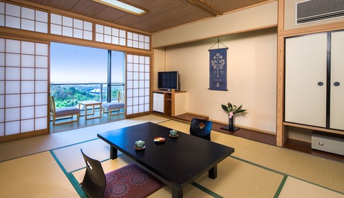 Chambre Panoramique (Dinner - Guest Room)