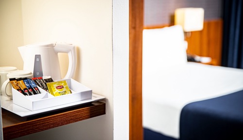Chambre Standard, 1 lit double, accessible aux personnes à mobilité réduite