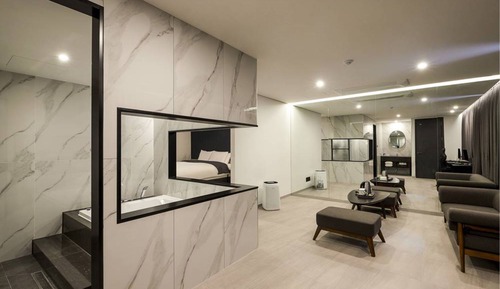 Chambre (Suite)