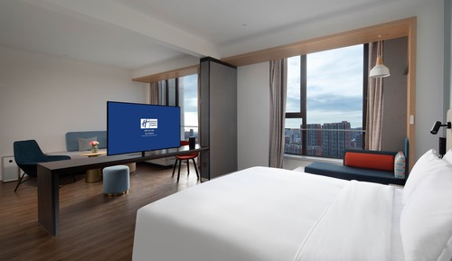 Suite, 1 très grand lit