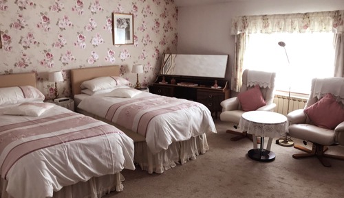 Suite, salle de bains privée