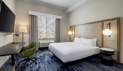 Chambre, 1 très grand lit, non-fumeurs (Mobility/Hearing Access, Roll-in Shwr)