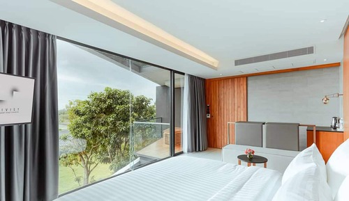 Chambre Supérieure, vue ville