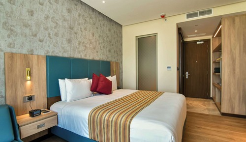 Chambre Deluxe, 1 très grand lit (Runway View)