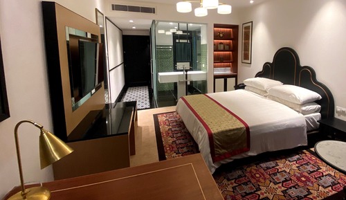 Chambre Supérieure, 1 grand lit (Superior Room Double)
