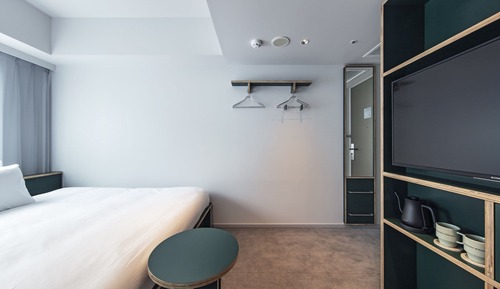 Chambre, non-fumeurs (Corner King, upto 2 adults 1child)