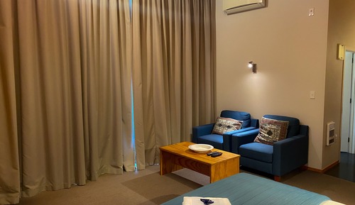 Studio Deluxe
