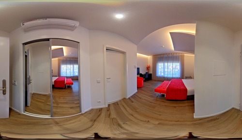 Chambre Deluxe, 1 très grand lit, accessible aux personnes à mobilité réduite, vue jardin