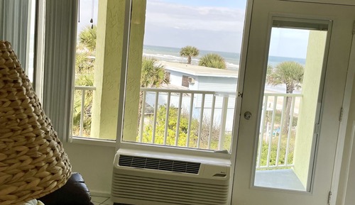 Studio, vue océan, en bord de plage (Ocean Overlook)