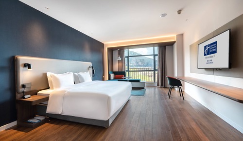 Chambre Standard, 1 très grand lit