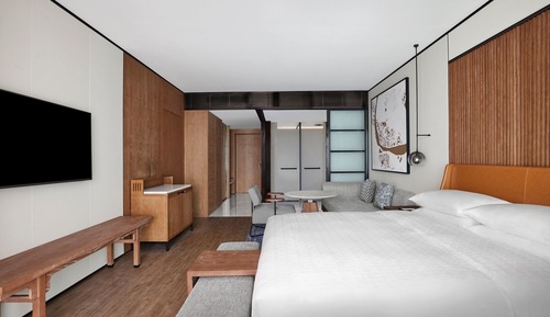 Chambre Supérieure, 1 très grand lit, non-fumeurs, balcon