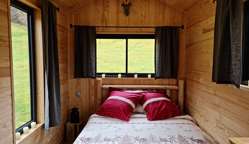 Chalet, salle de bains attenante, vue montagne