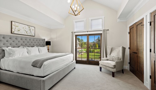 Maison mitoyenne Deluxe, 2 chambres, patio (Pet-Friendly)