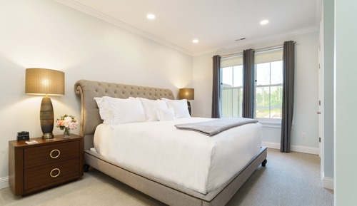 Suite, 1 chambre, patio, vue partielle sur le lac (Hilltop Lodge - Village View)