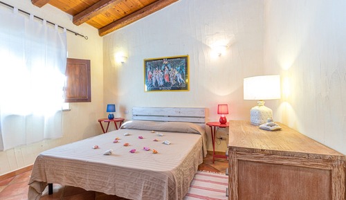 Maison Familiale, 2 chambres, 2 salles de bains (Domos Pintadas Cottage in Porto)