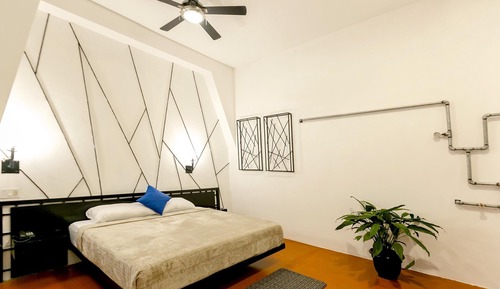 Chambre, 1 très grand lit