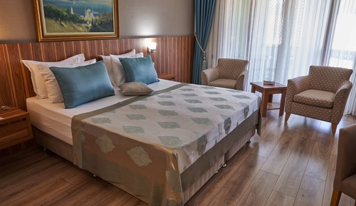 Chambre Deluxe, 1 lit double, vue cour intérieure