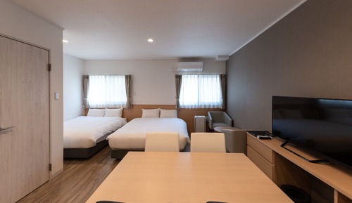 Chambre Deluxe avec lits jumeaux (check-in is not available after 11PM)
