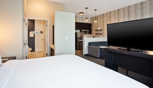 Studio, 1 très grand lit et 1 canapé-lit