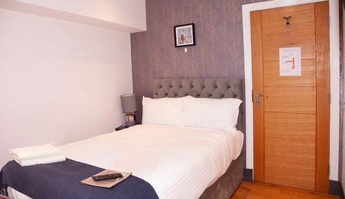 Chambre Double Standard, salle de bains attenante