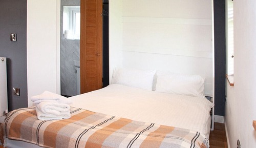 Studio Standard, salle de bains attenante