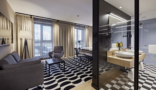 Chambre Double Galerie, 1 très grand lit
