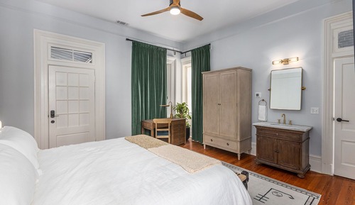 Chambre (Eight)