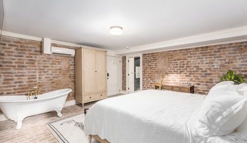 Chambre (Fifteen)