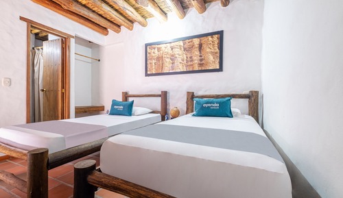 Chambre Supérieure avec lits jumeaux