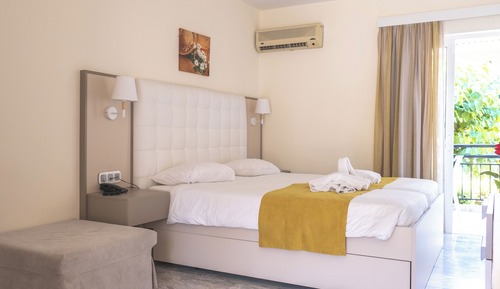 Chambre Standard Double ou avec lits jumeaux
