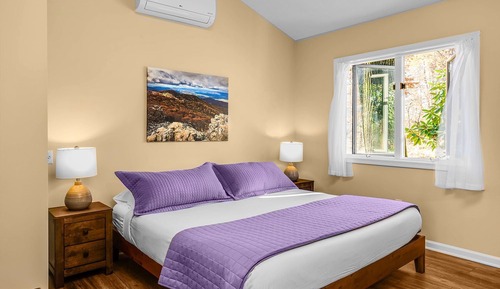 Cabane Premium, 1 très grand lit, baignoire à jets, vue montagne