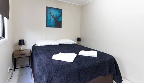 Chambre (Motel Unit - Small)