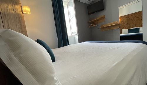 Chambre Double Standard, 1 grand lit
