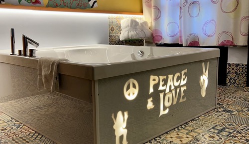 Suite Studio Deluxe (Jacuzzi)