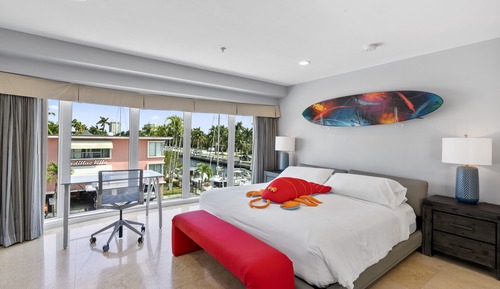 Penthouse Luxe, 3 chambres, balcon, vue baie