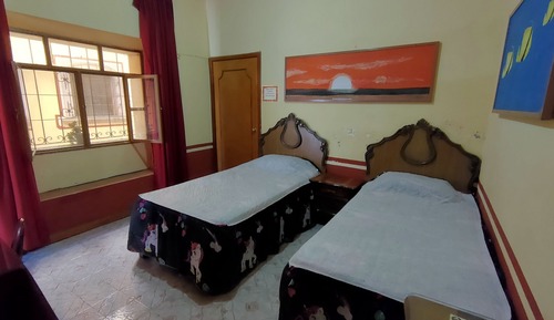 Chambre Standard, 2 lits une place