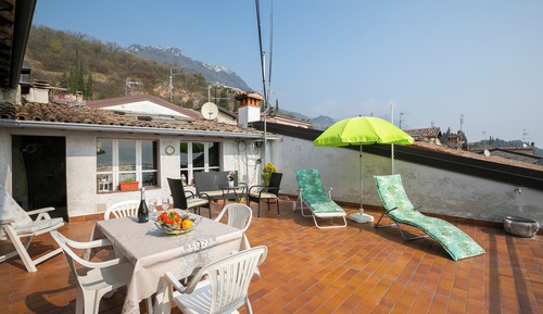 Maison mitoyenne Standard, 3 chambres, 2 salles de bains (Angela -Terrace & beautiful View lake)
