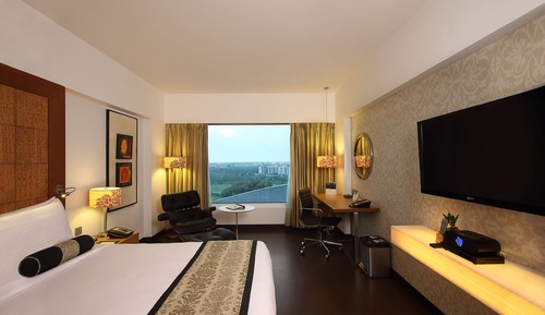 Chambre Club, 1 grand lit, vue ville (Fortune Club Room)