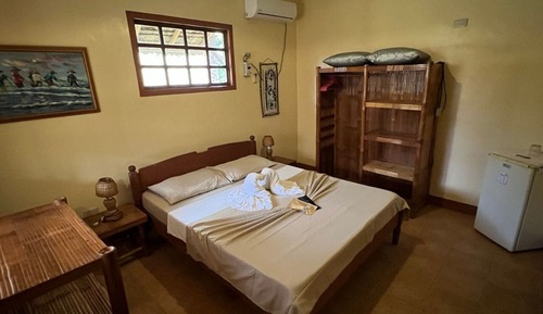 Chambre Double Standard pour 1 personne, 1 grand lit, véranda, côté jardin