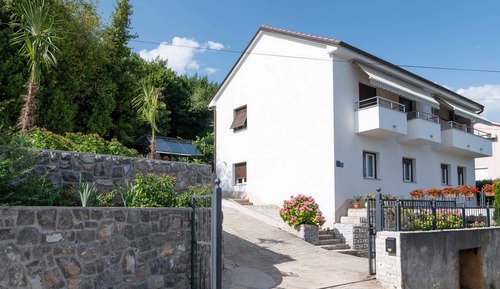 Appartement (Two bedroom apartment with Terrace an)