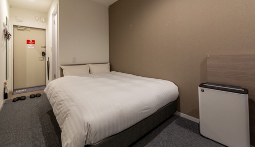 Chambre Double Standard (check-in is not available after 11PM)