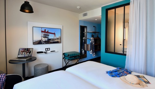 Chambre avec lits jumeaux