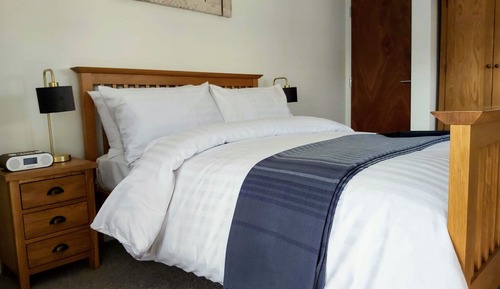 Chambre Double Standard, salle de bains attenante