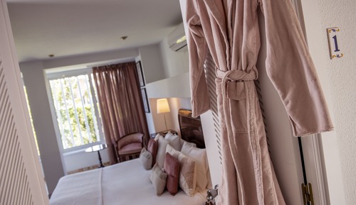 Suite, 1 très grand lit