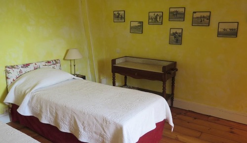 Chambre Triple (Hippique)