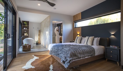 Villa Luxe, 1 très grand lit, non-fumeurs, vue partielle sur le lac (Ruhe)