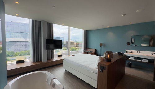 Chambre Supérieure, 1 très grand lit