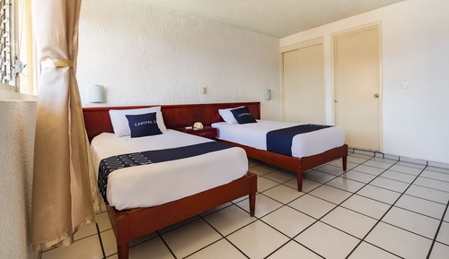 Chambre Standard, 2 lits une place
