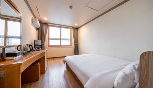 Chambre (10py, Hotel type)