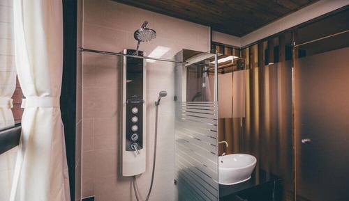 Chambre (R201)